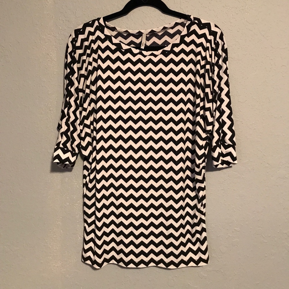 Boutique lightweight top