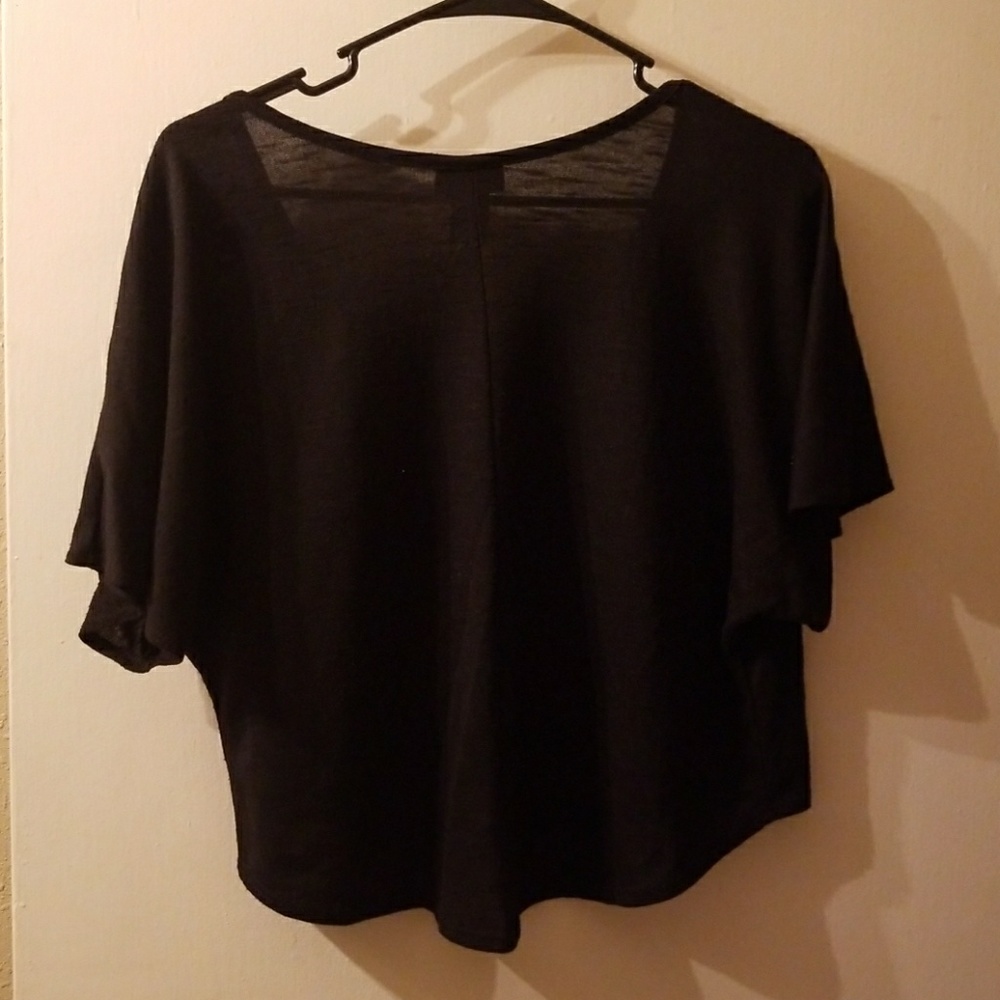 Crop top - Picture 2 of 2