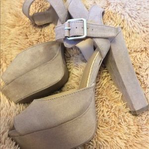 Mossimo thick high heels, size 7, suede material