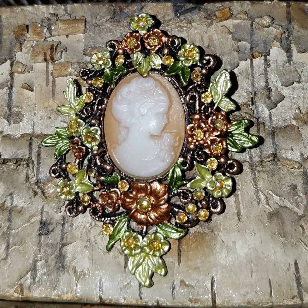 Ornate Cameo Brooch