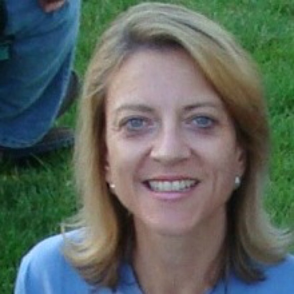 Meet your Posher, Pia - Picture 1 of 1