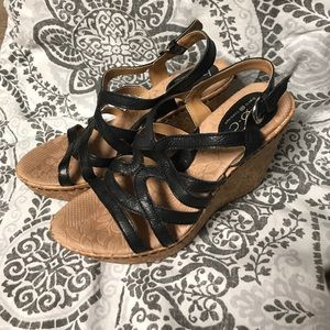 BOC BORN WEDGE SANDALS SIZE 7
