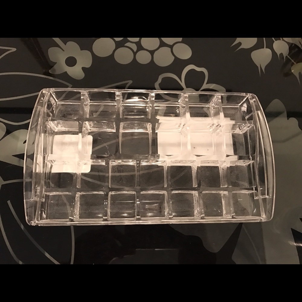 Lipstick organizer
