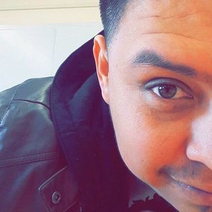 Meet your Posher, Cesar