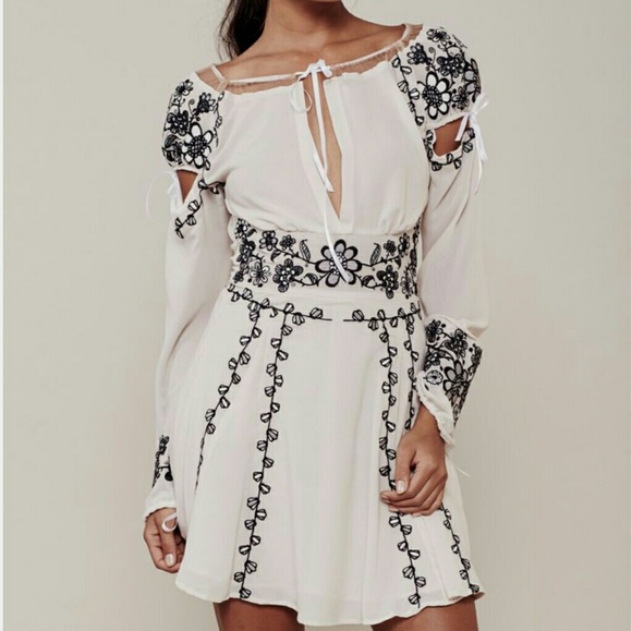 For Love And Lemons Dresses & Skirts - ❣HP❣NWT FOR LOVE AND LEMONS MINI DRESS