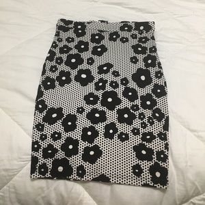 Adorable Black&White Skirt!