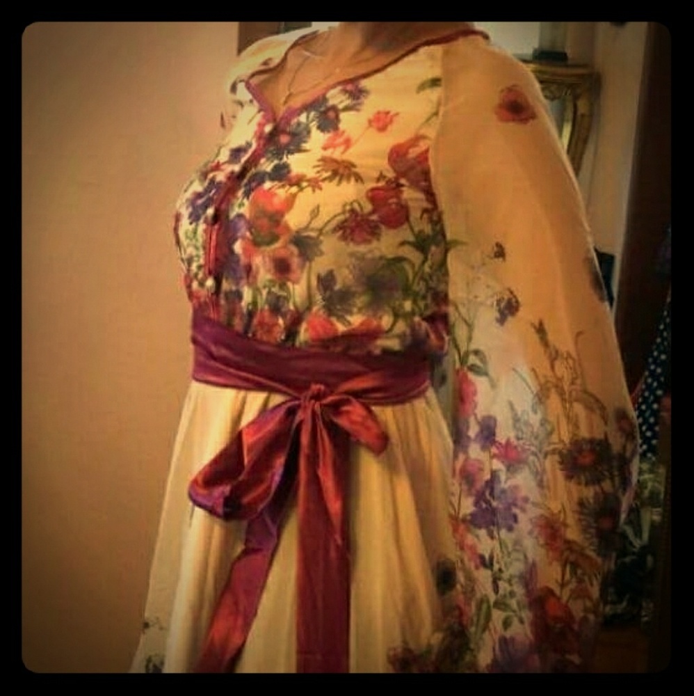 Beautiful Dress with tags!