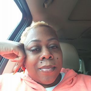 Meet your Posher, Caryn