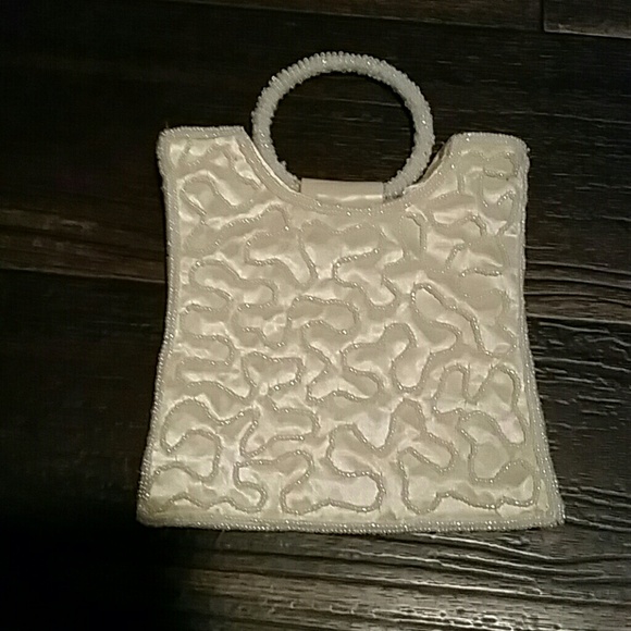 Perfect wristlet - Picture 2 of 4