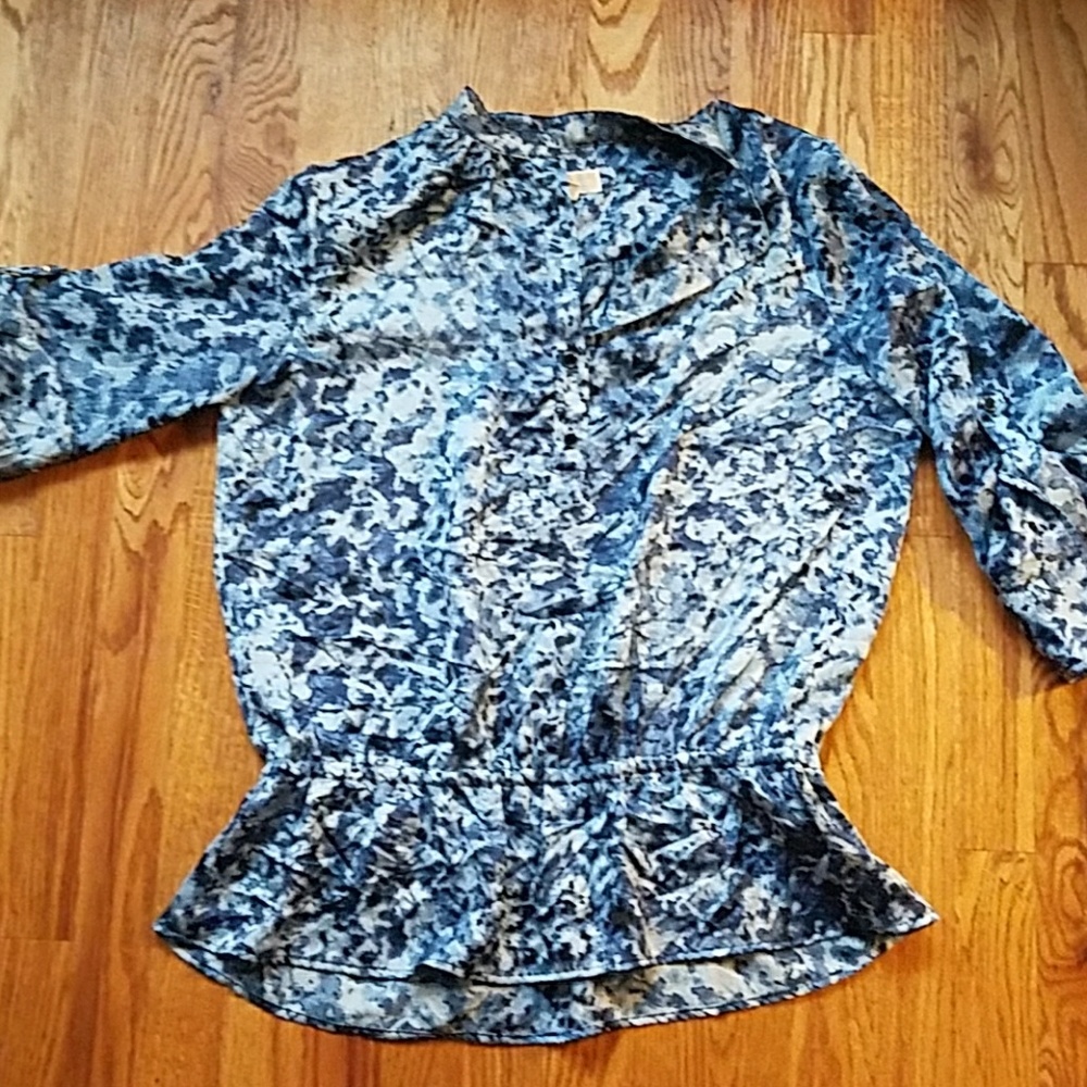 Michael Kors blue spotted blouse