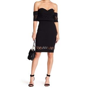 Off the Shoulder Sweetheart Dress