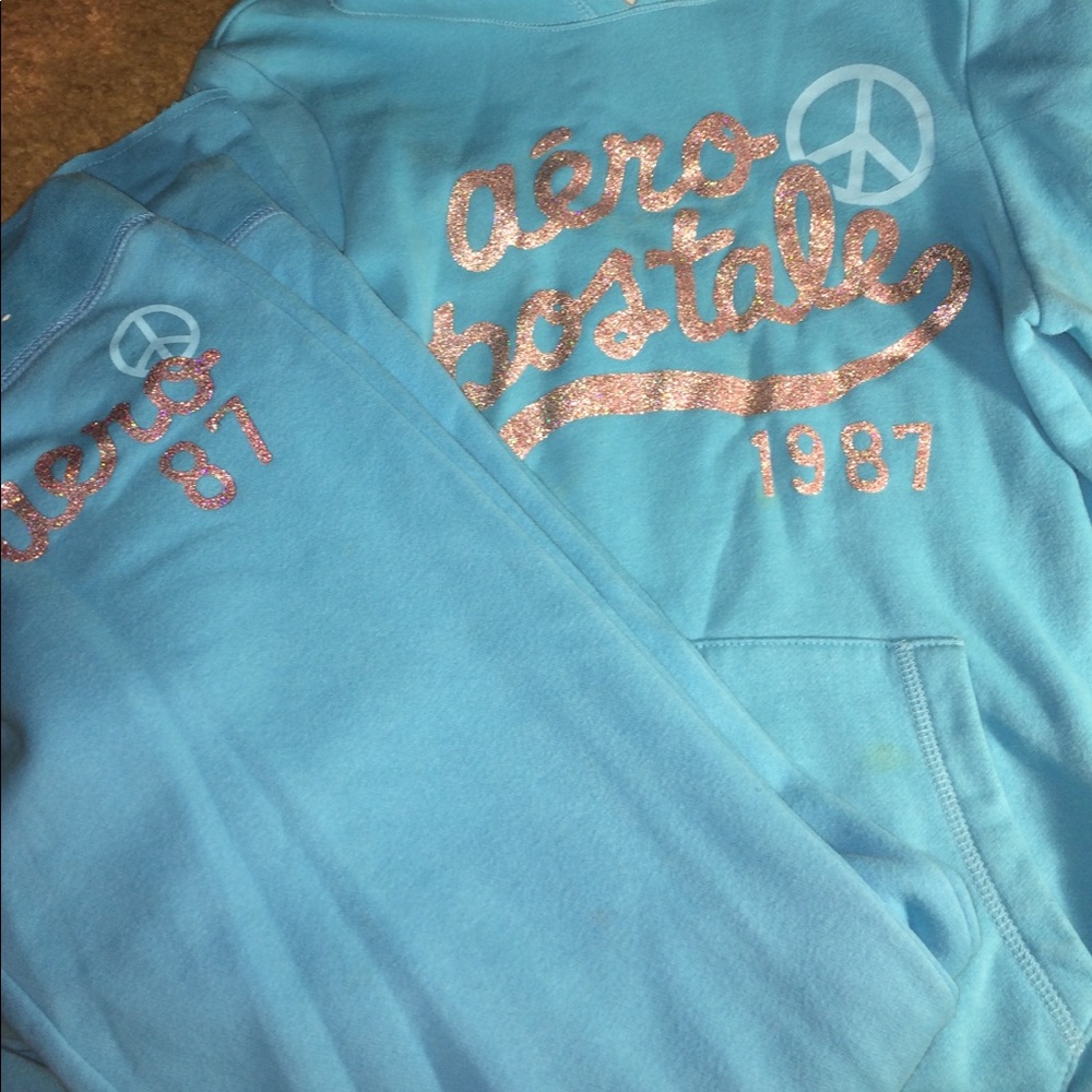 Hoodie & pants set.