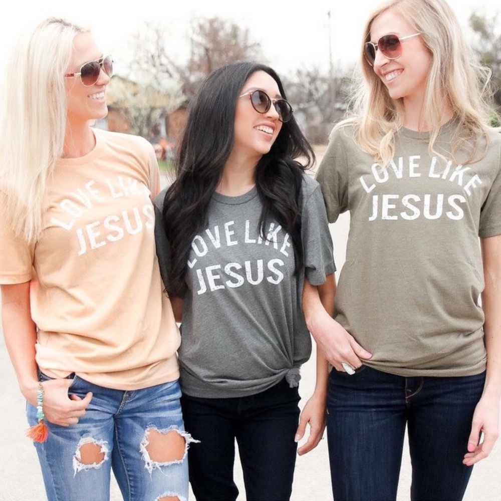 SALE! Love Like Jesus Top - Picture 2 of 2