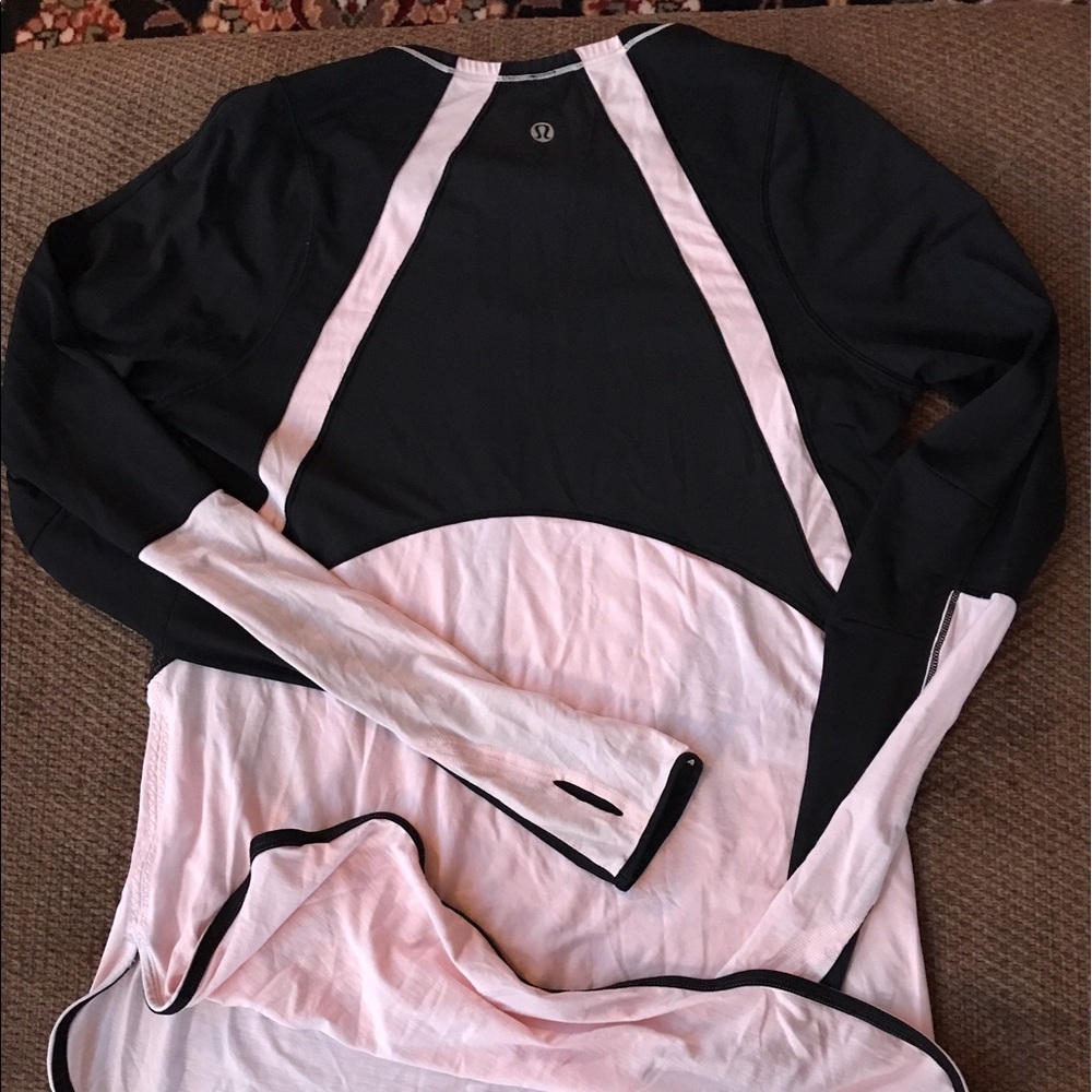 Lululemon Half Zip Light Weight Pullover size 10