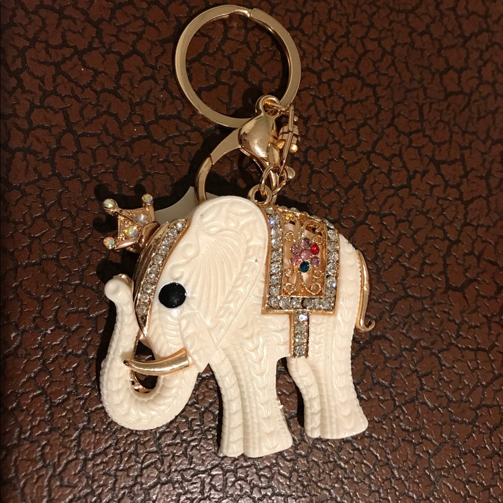 🐘Stunning Novelty Thailand Elephant Key Chain💕