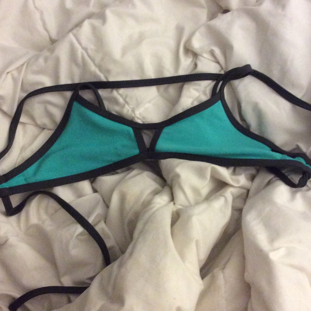 Jolyn Luke top