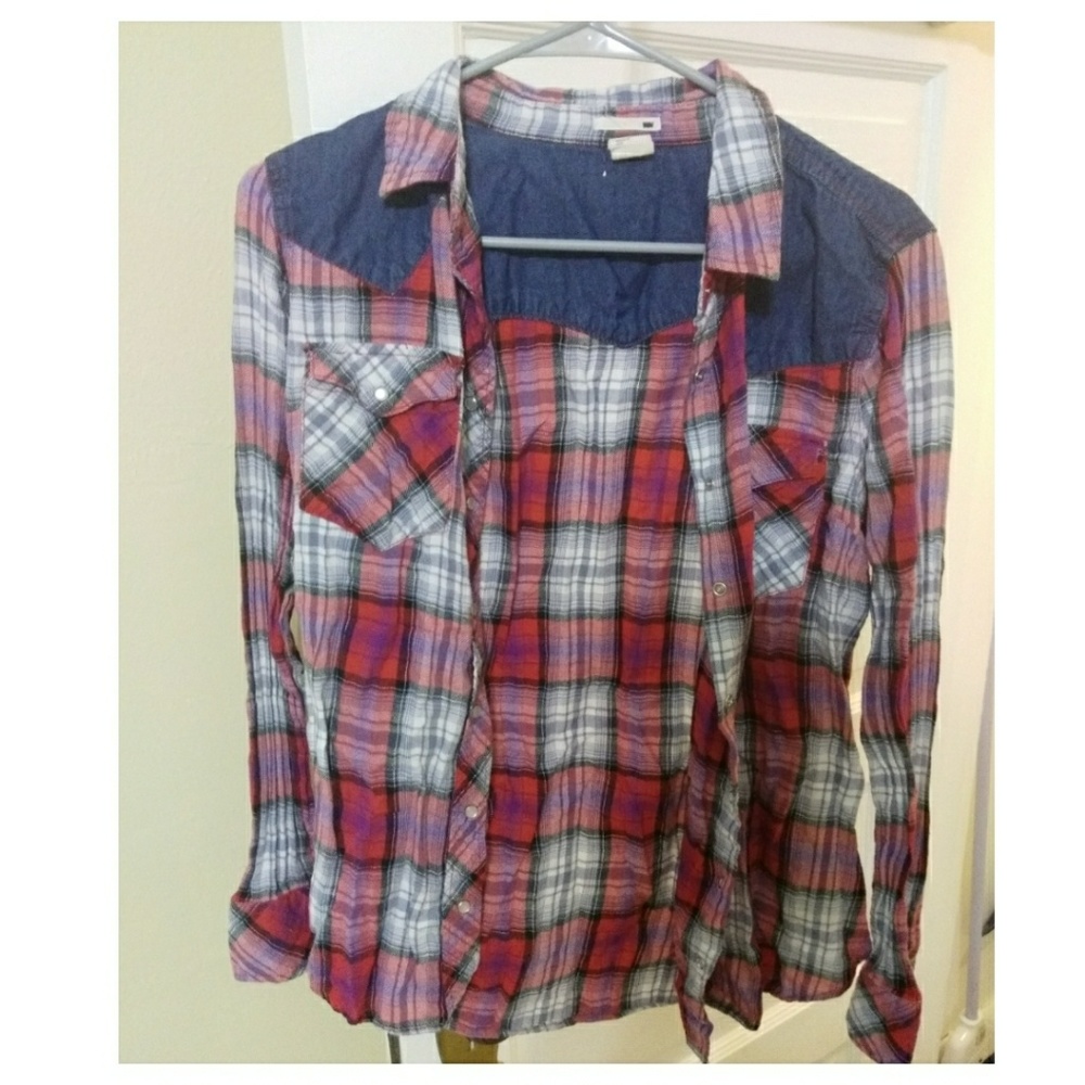Red white and blue Levi's flannel
