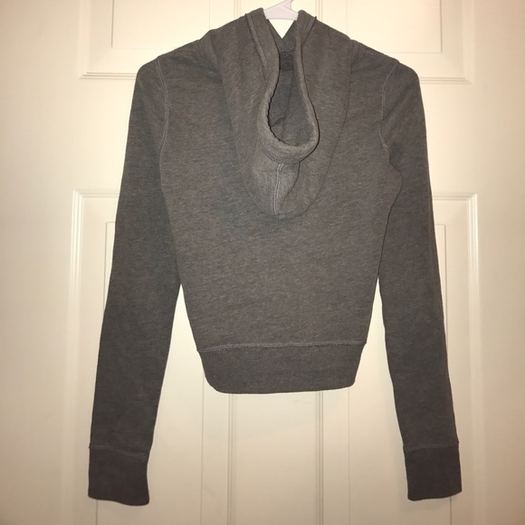 Sweatshirt - Picture 2 of 3