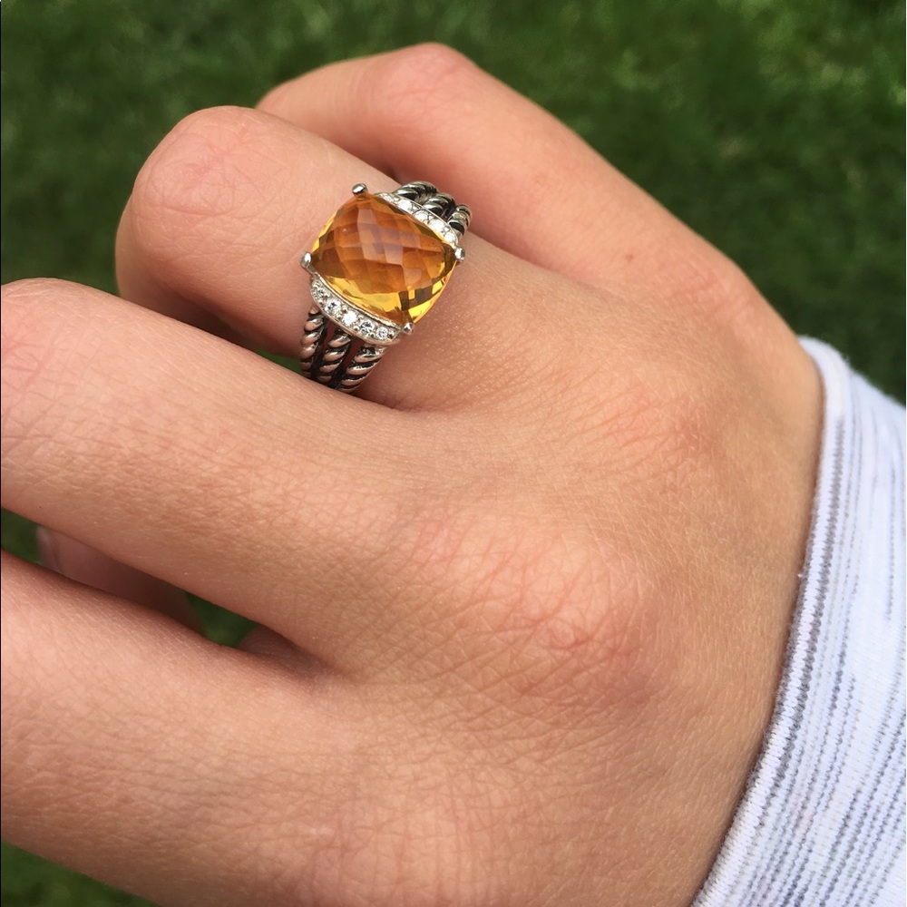 Size 6 David Yurman Petite Wheaton ring