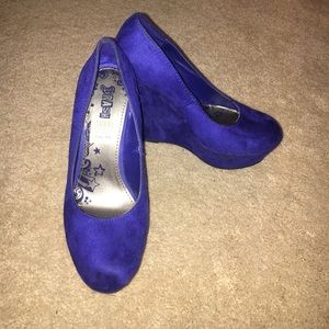 ROYAL BLUE WEDGES 💙