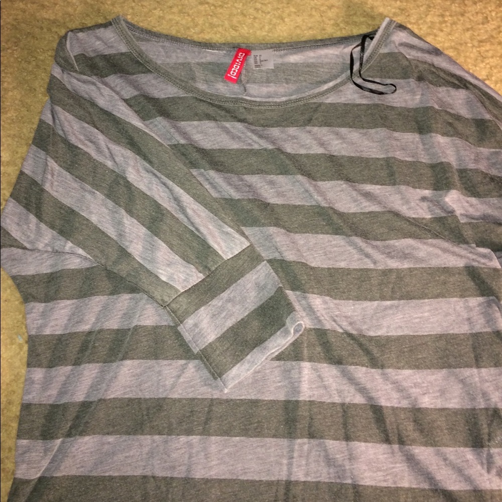 3 quarter sleeve shirt