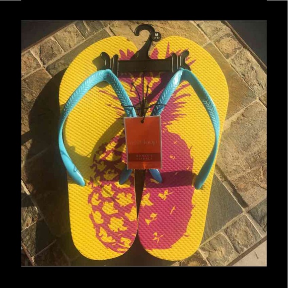 Nike Shoes - Pineapple flip flops