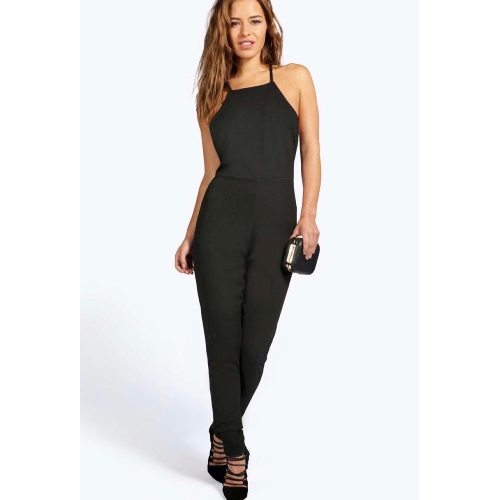 Exposed Back Jumpsuit - Picture 3 of 3