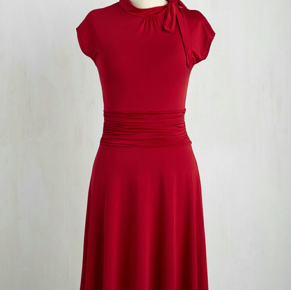 Vintage-inspired red swing dress