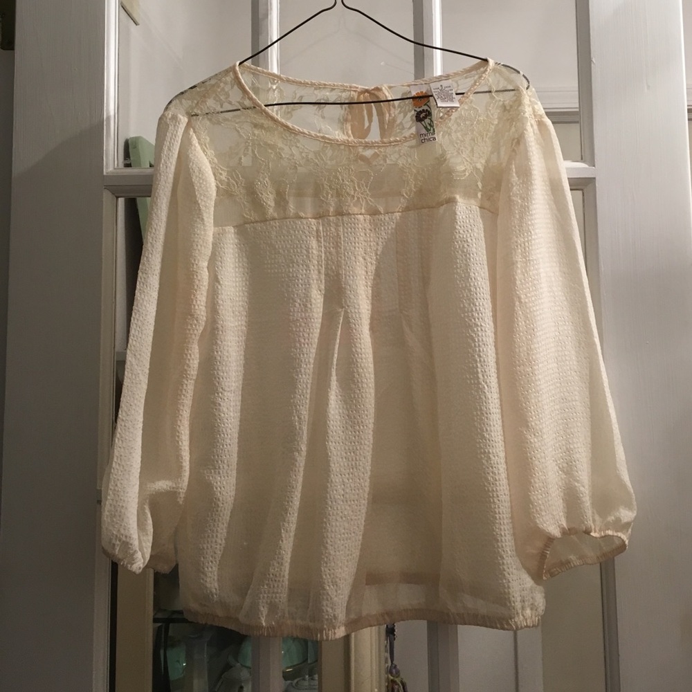 ☀️Whimsical Sheer White Top☀️