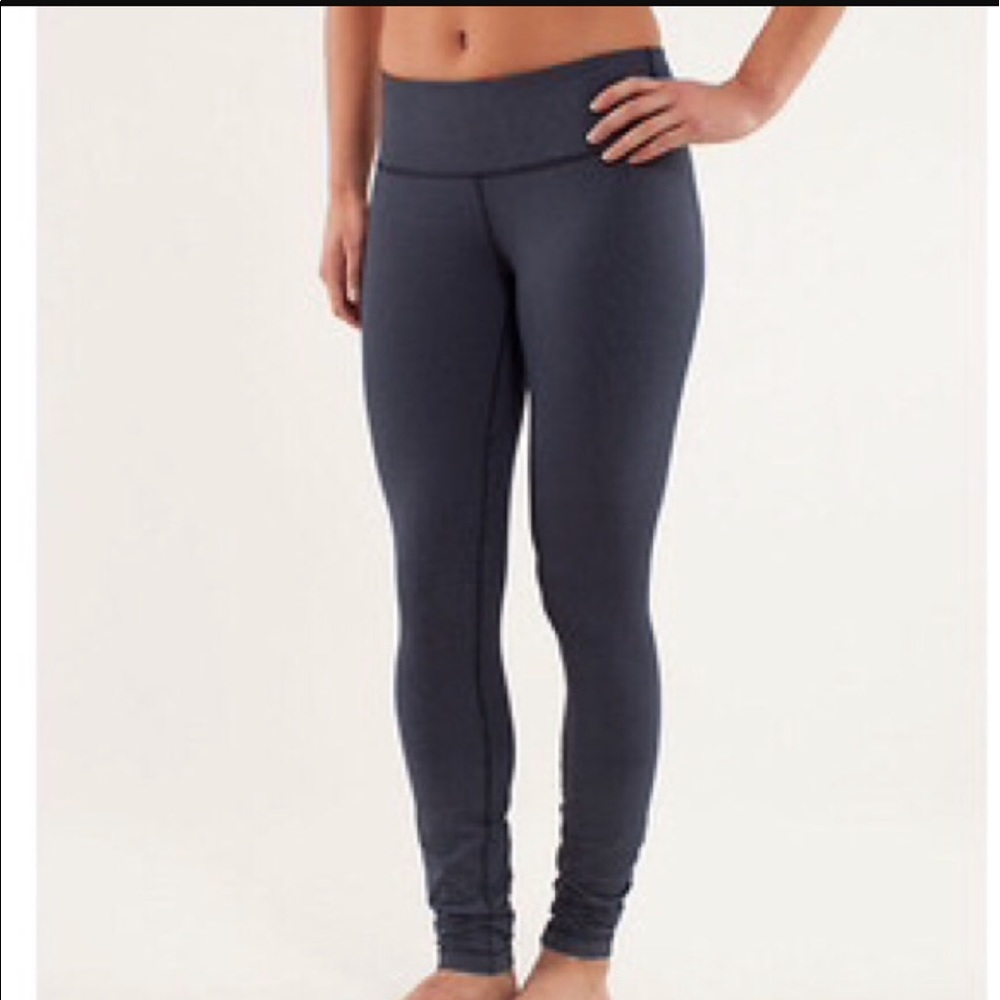 RARE diamond dot wunderunder lululemon
