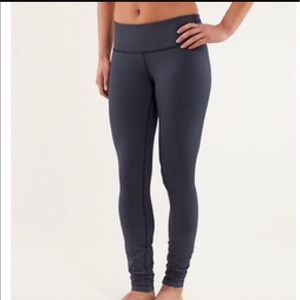 RARE diamond dot wunderunder lululemon