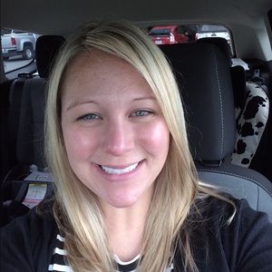 Meet your Posher, Veronica