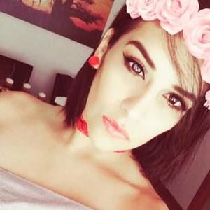 Meet your Posher, Lorraine