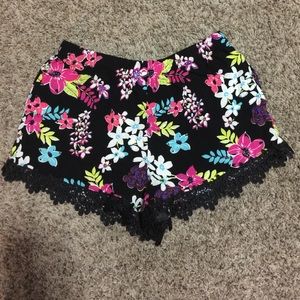 Ladies Floral Shorts