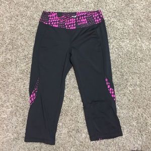 FILA Ladies workout capris