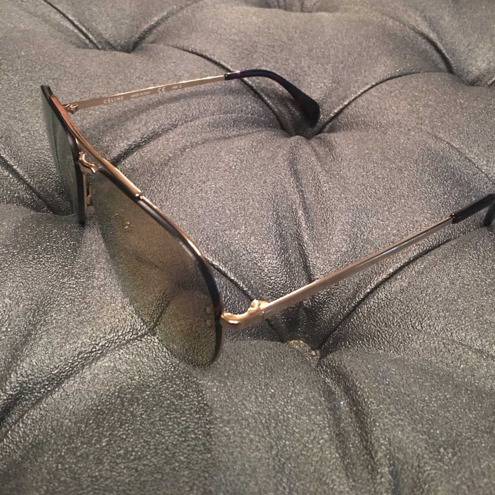 Celine rose gold Aviators - Picture 4 of 8