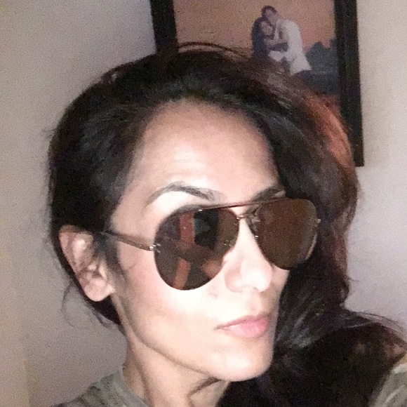 Celine rose gold Aviators - Picture 8 of 8