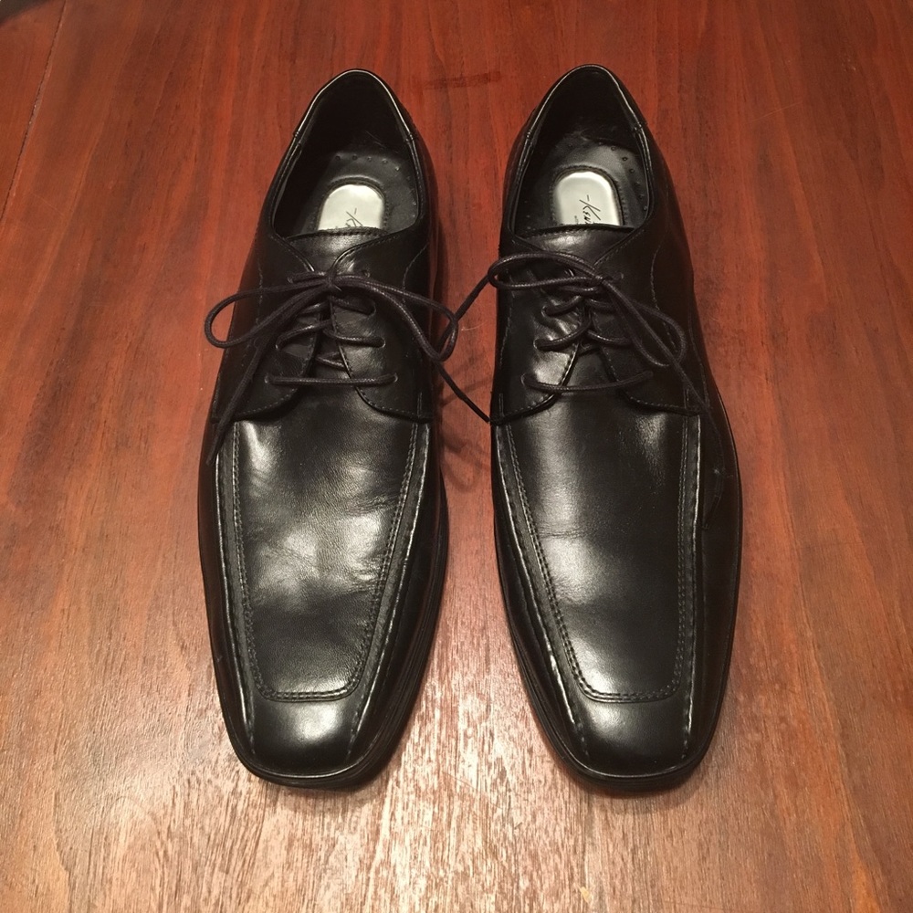 Kenneth Cole Black Oxford Dress Shoes
