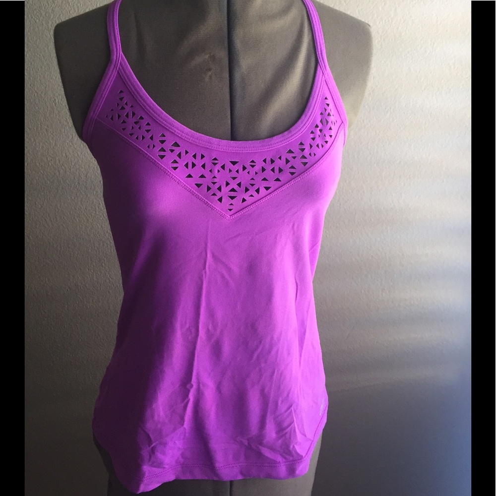 Lorna Jane athletic top