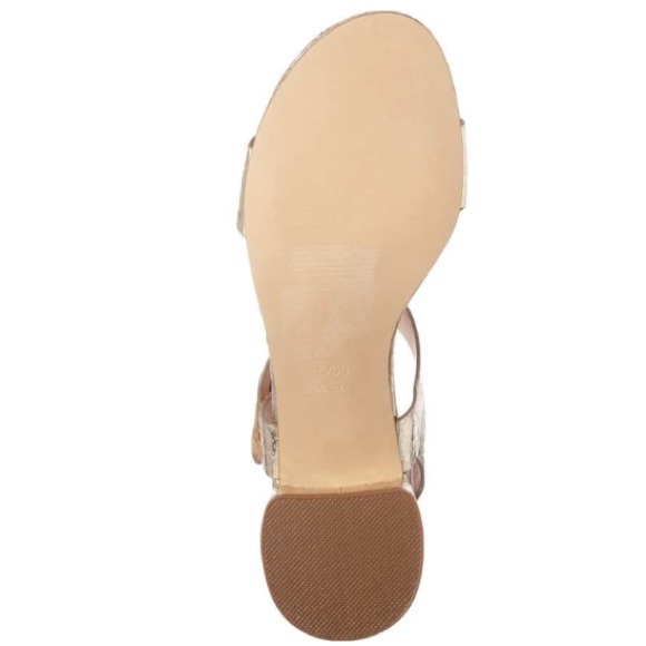 Topshop Dart Block Heel Sandal - Picture 4 of 5