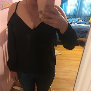 Cold shoulder black long sleeve top