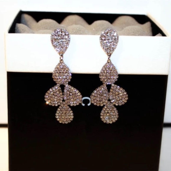 Jewelry - Drop Earrings