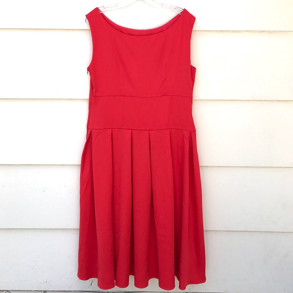 Dress V Fashion Women's Red Sleeveless Dress