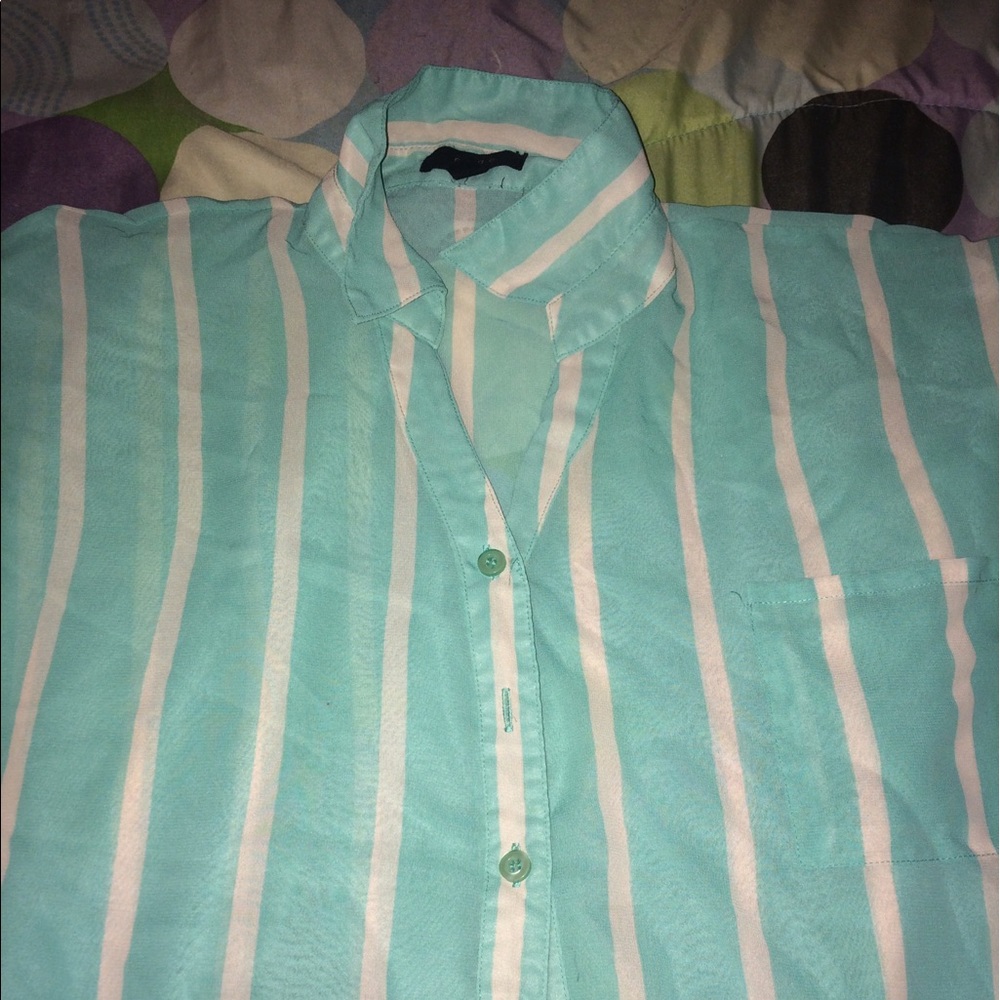 Collared Overthrow - Picture 2 of 2