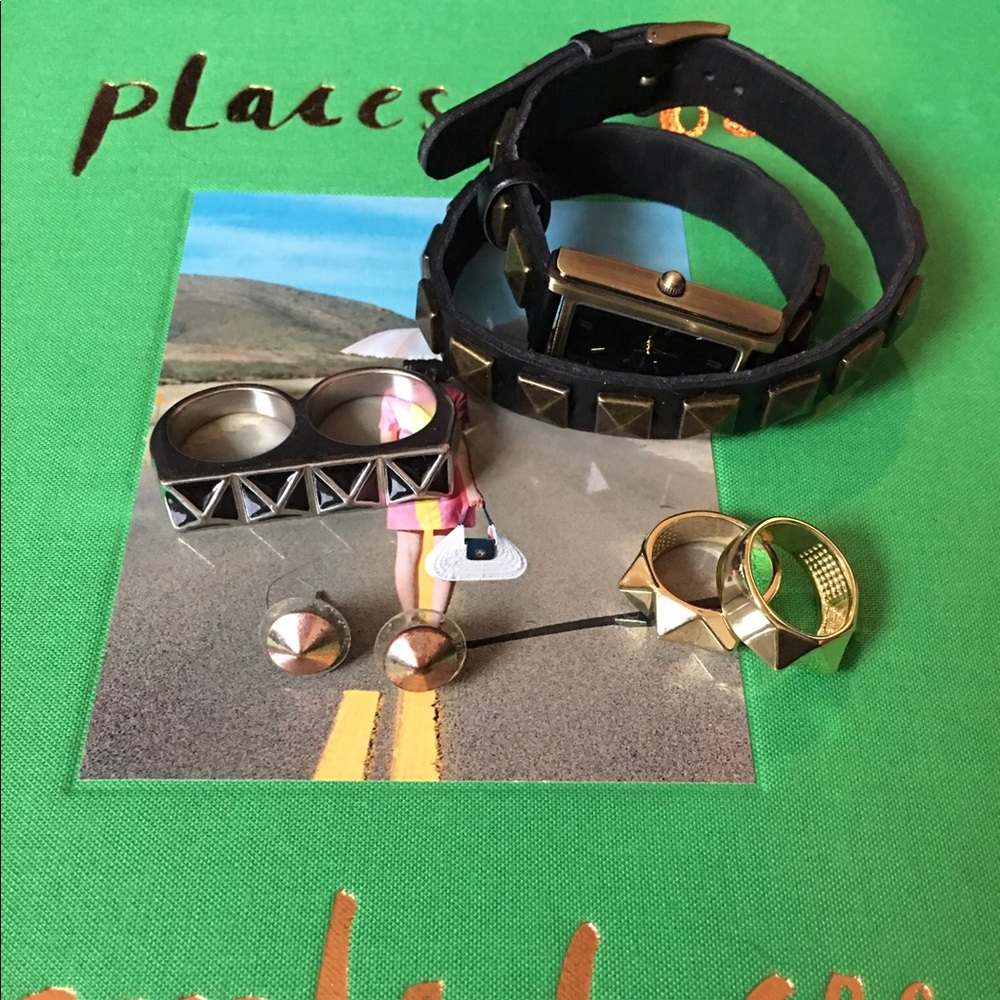 Stud jewelry bundle