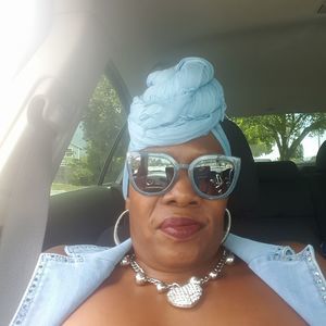 Meet your Posher, Tracy