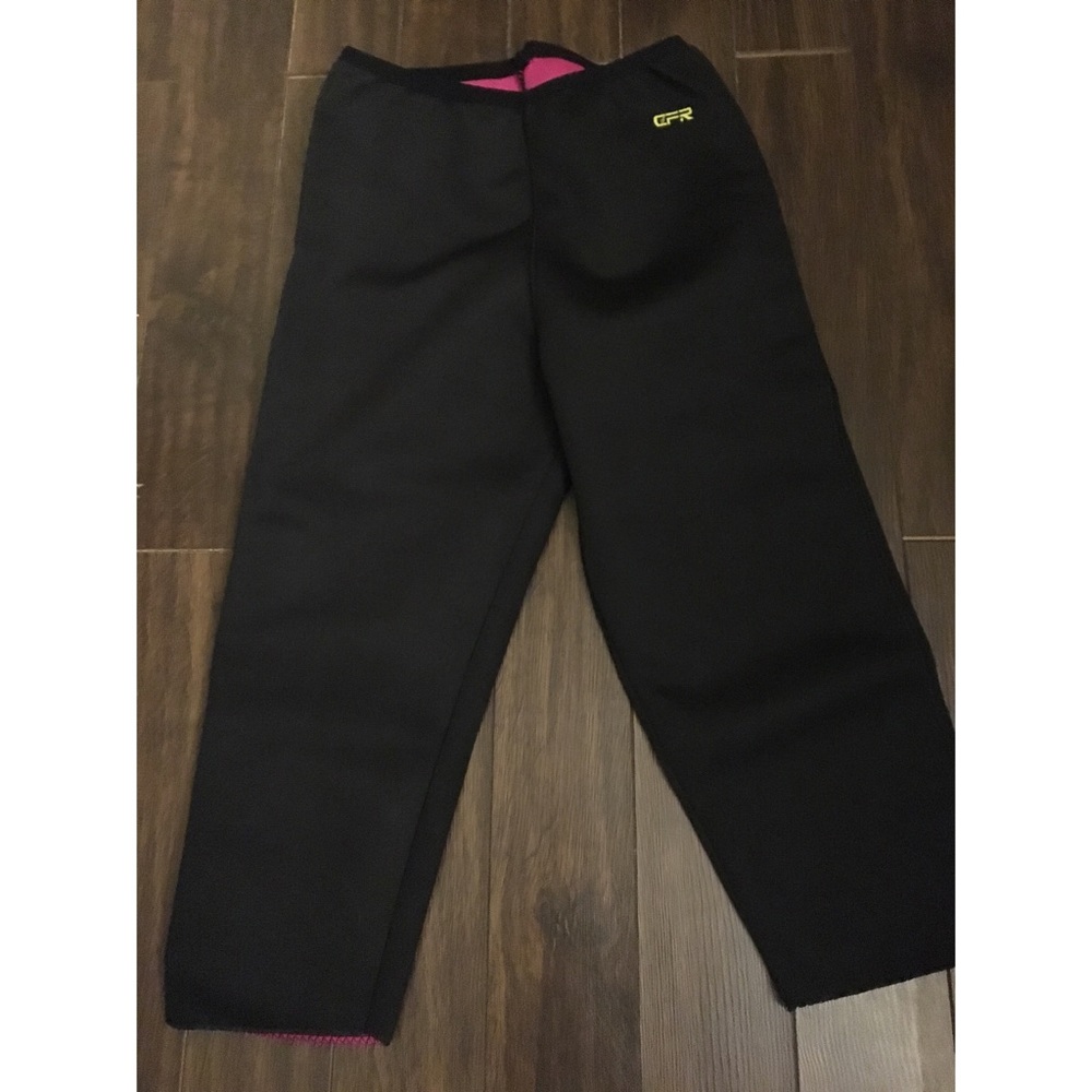 Cfr neoprene hot pants.
