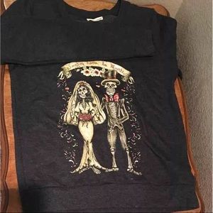 Zenana Outfitters skull crew neck sweatshirt