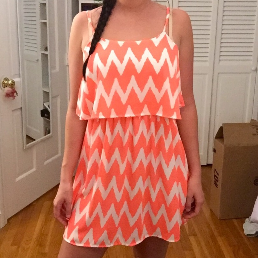 Pink Chevron Dress✨ - Picture 3 of 6