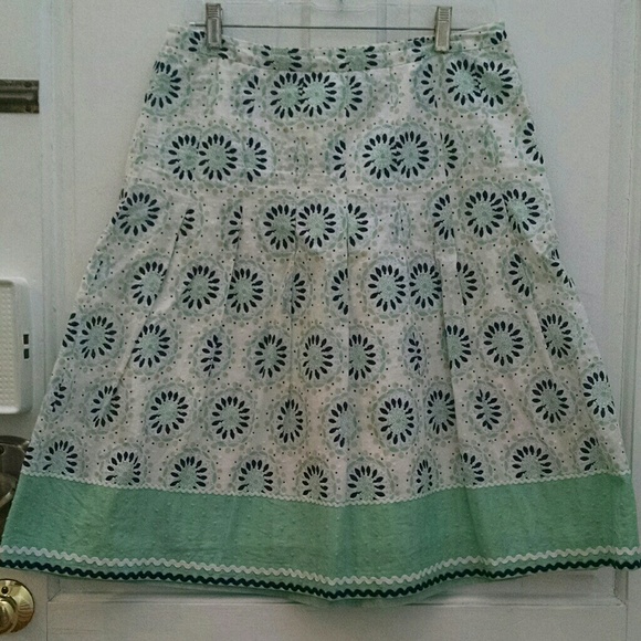 LOFT Dresses & Skirts - Loft spring skirt